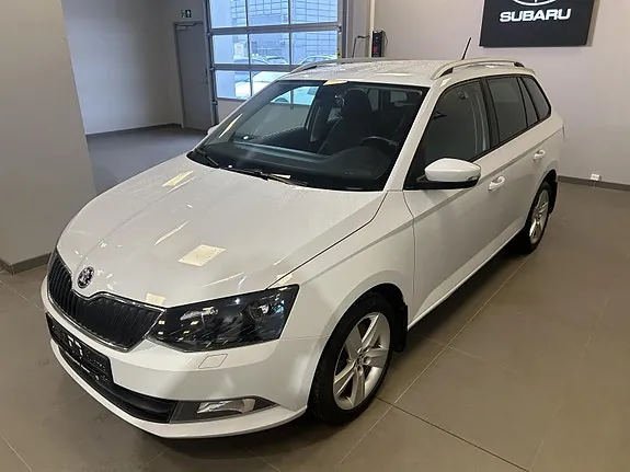 Skoda Fabia 2015 photo 2