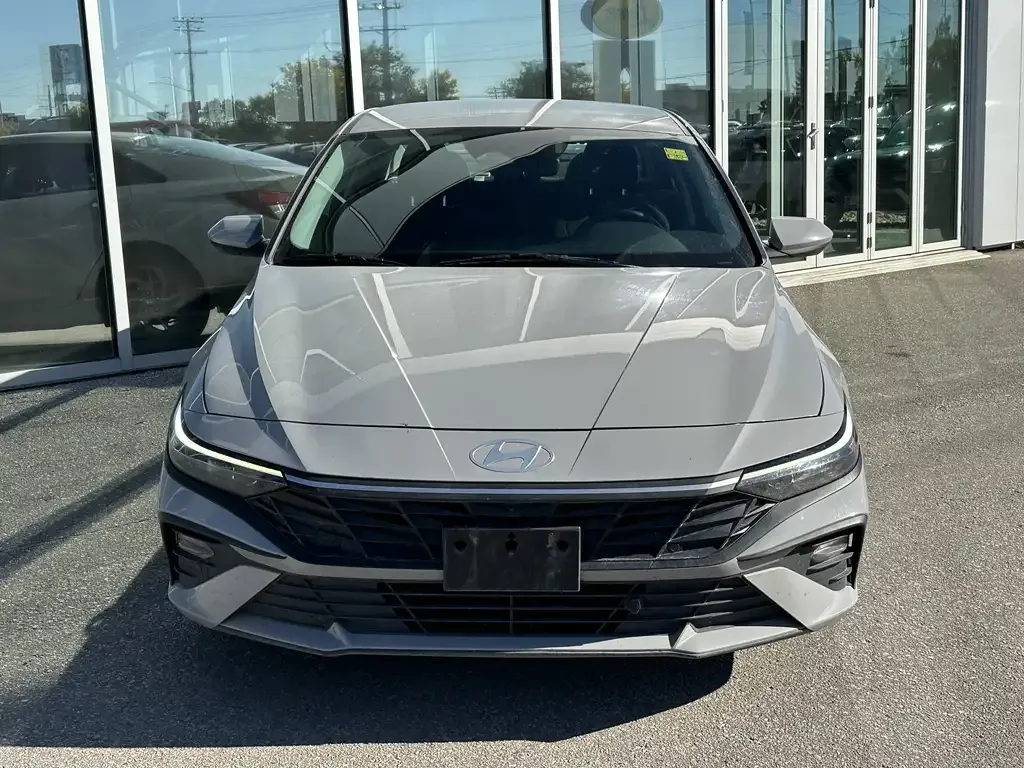 Hyundai Elantra 2024 photo 2