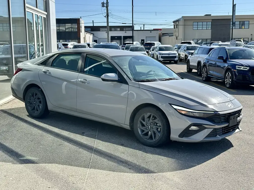 Hyundai Elantra 2024 photo 4