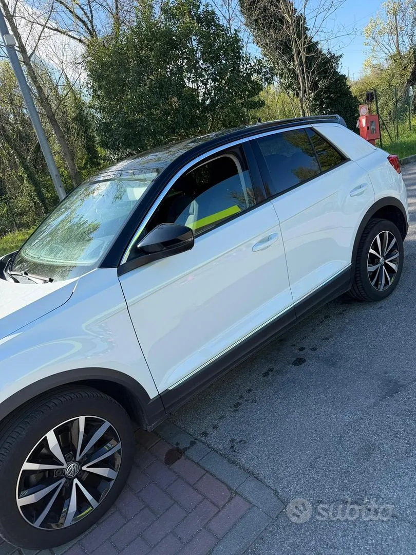 Volkswagen T-Roc 2019 photo 4