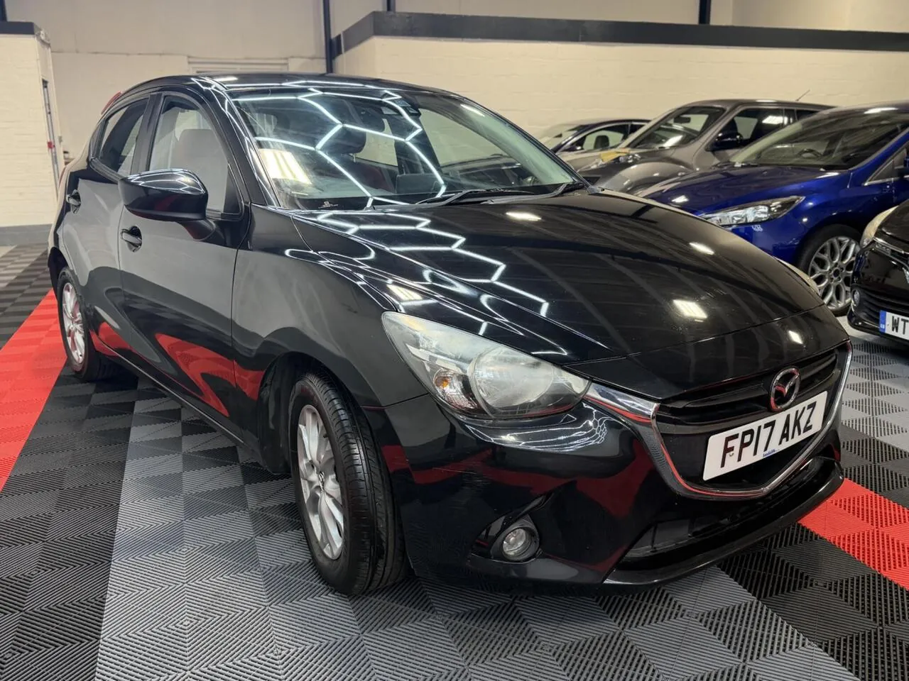 Mazda Mazda2 2017 photo 3
