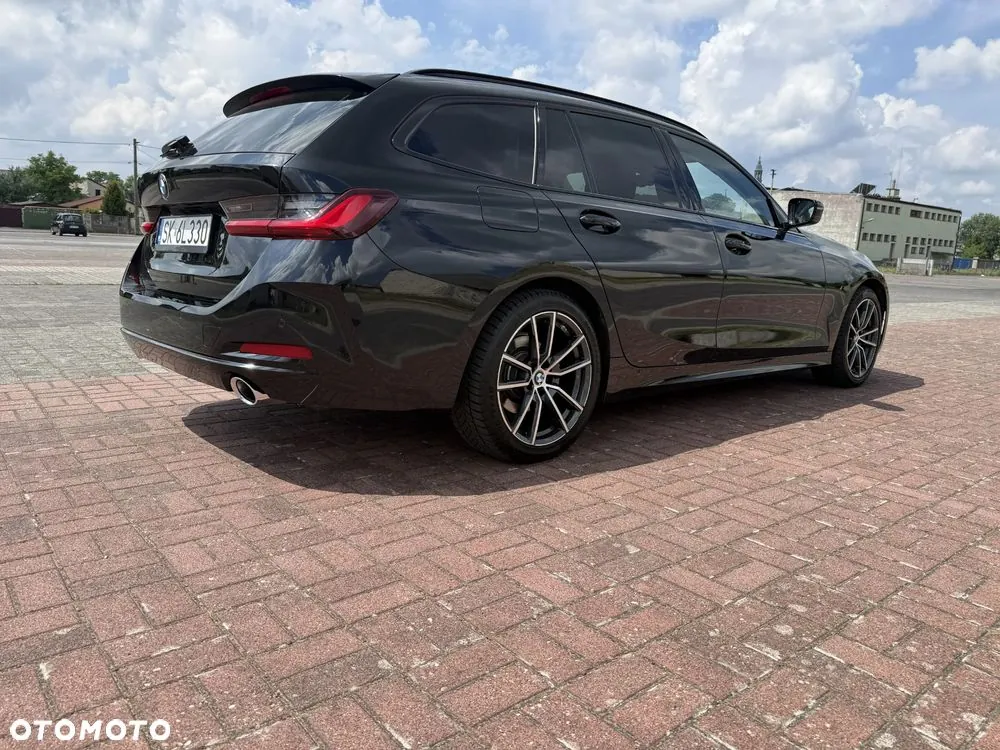 BMW Seria 3 2022 photo 4
