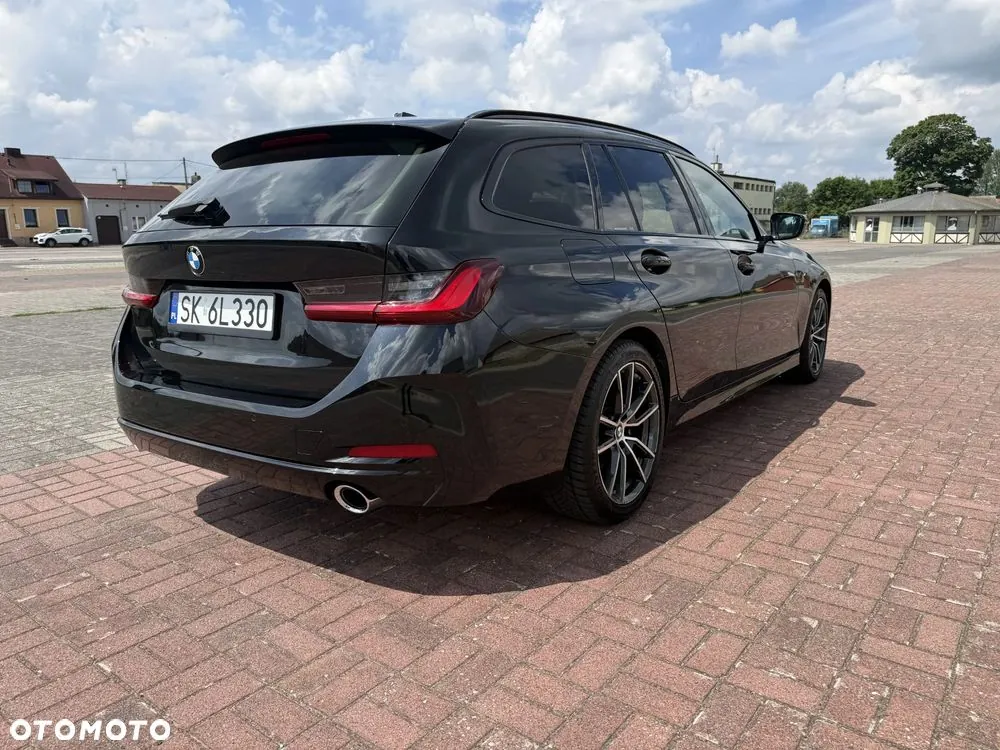 BMW Seria 3 2022 photo 5