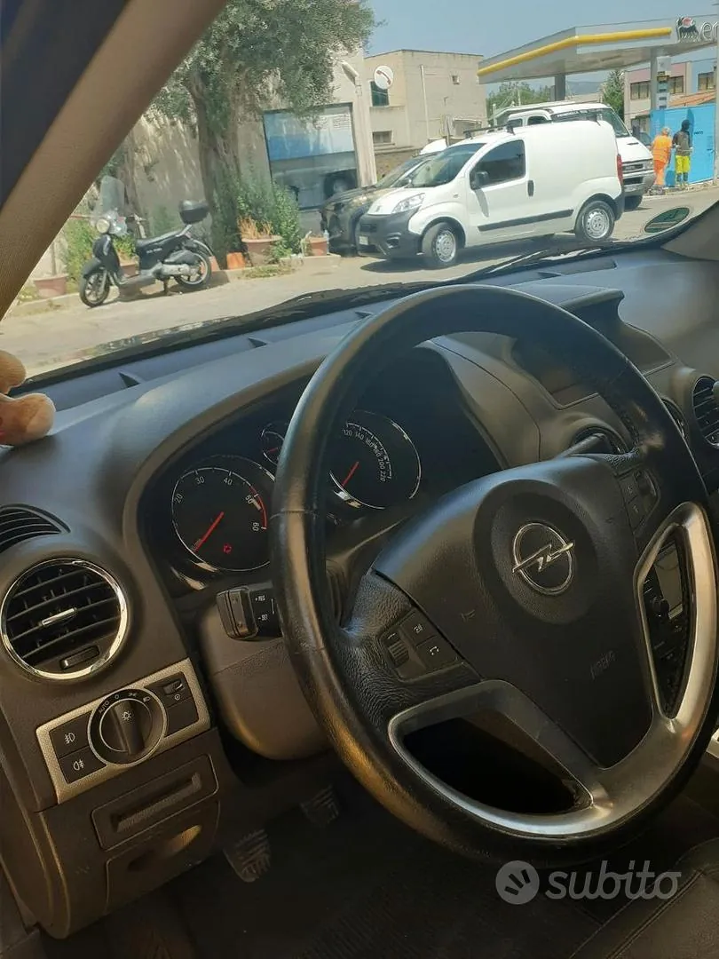 Opel Antara 2012 photo 3