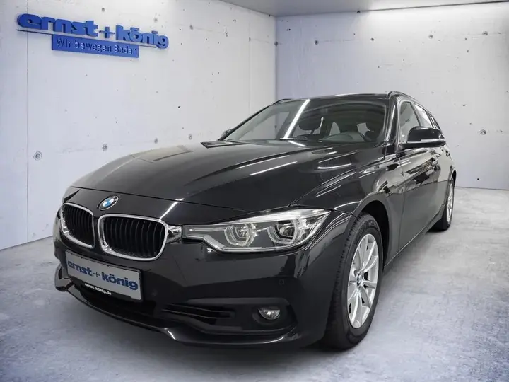 BMW 318I