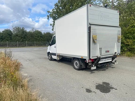Mercedes-Benz Sprinter 319 2015 photo 2