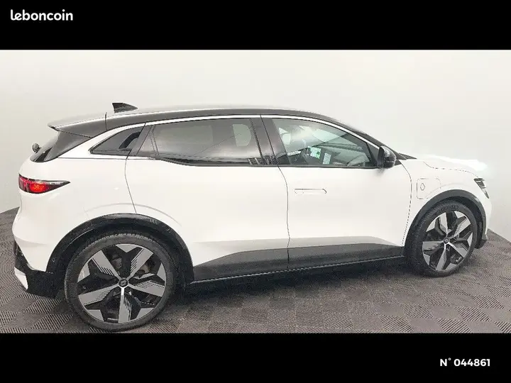 Renault Megane 2023 photo 5