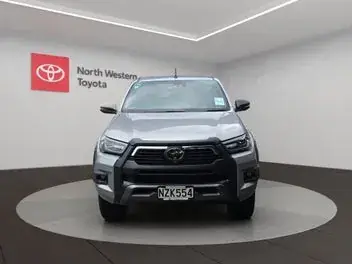 Toyota Hilux 2022 photo 3
