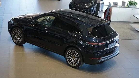 Porsche Cayenne 2023 photo 3