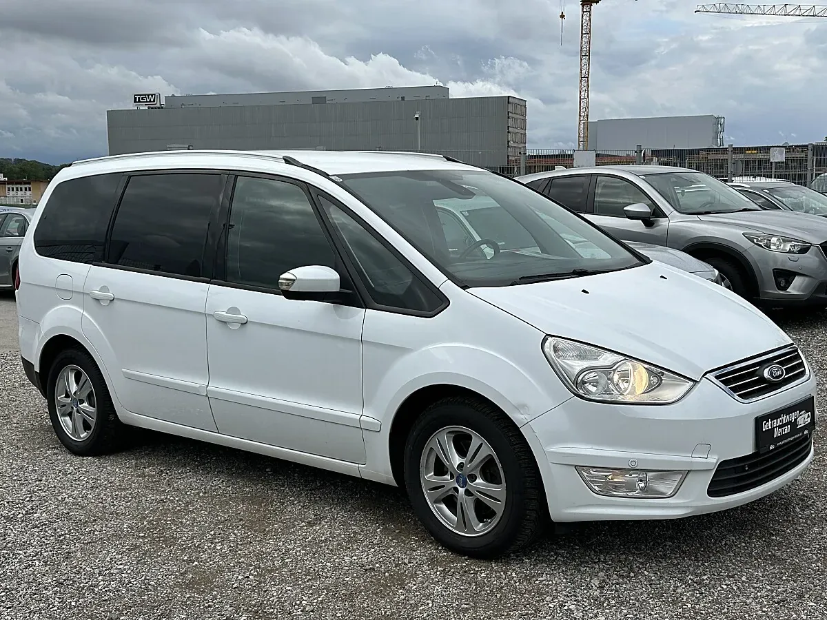 Ford Galaxy 2015 photo 3