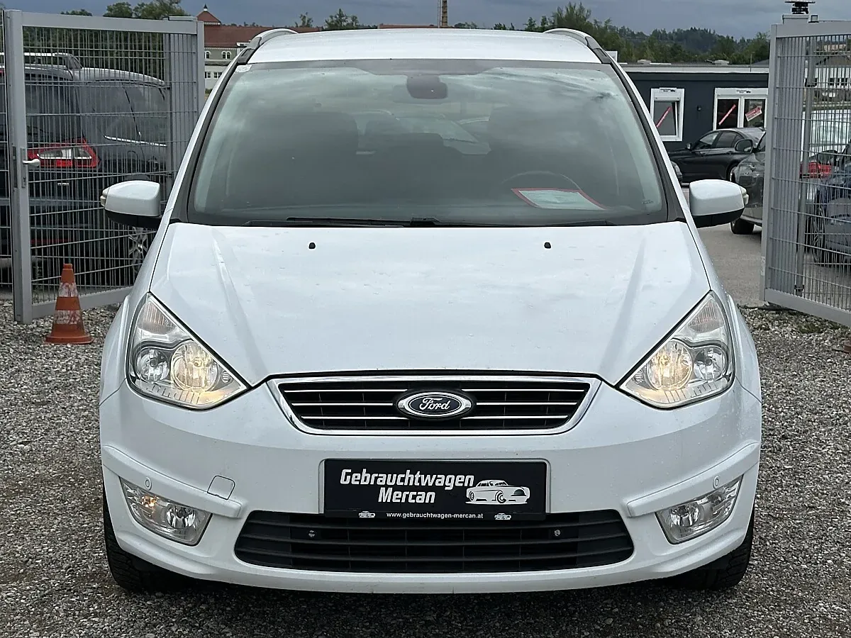 Ford Galaxy 2015 photo 2