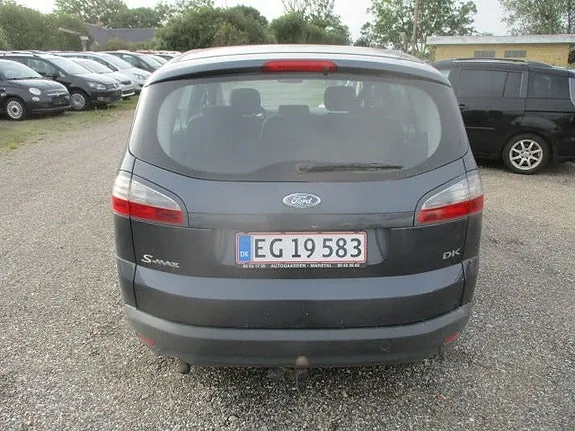 Ford S-Max 2007 photo 4