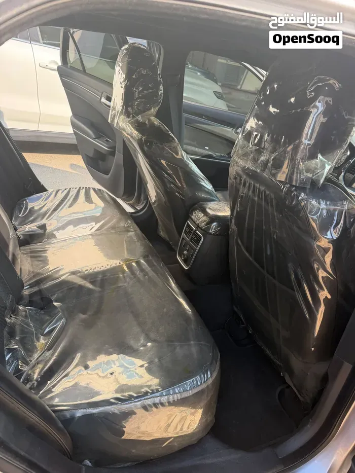 Chrysler 300 2014 photo 2