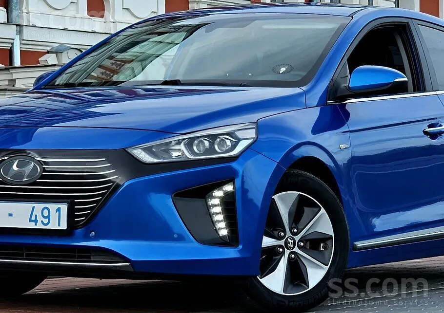 Hyundai Ioniq