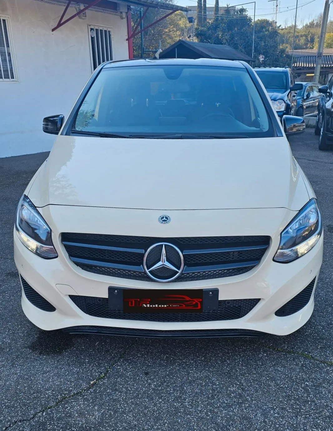 Mercedes-Benz B 200 2017 photo 3