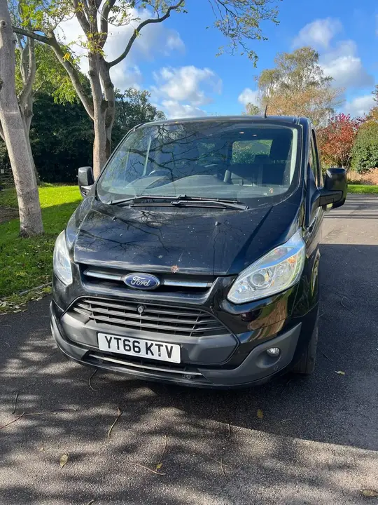 Ford Tourneo Custom 2016 photo 2