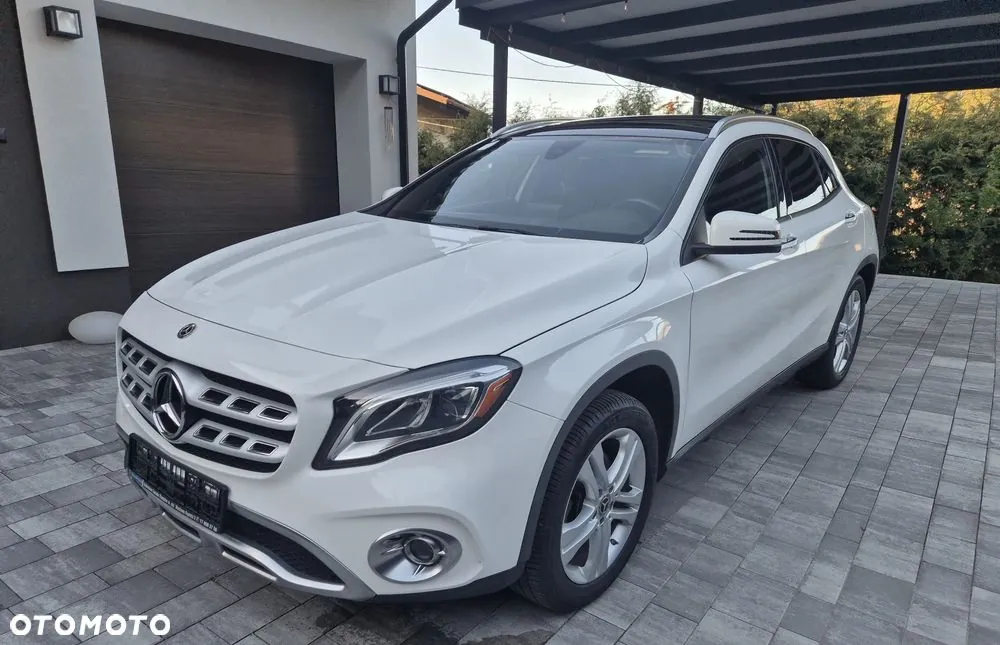 Mercedes-Benz Gla 2019 photo 2