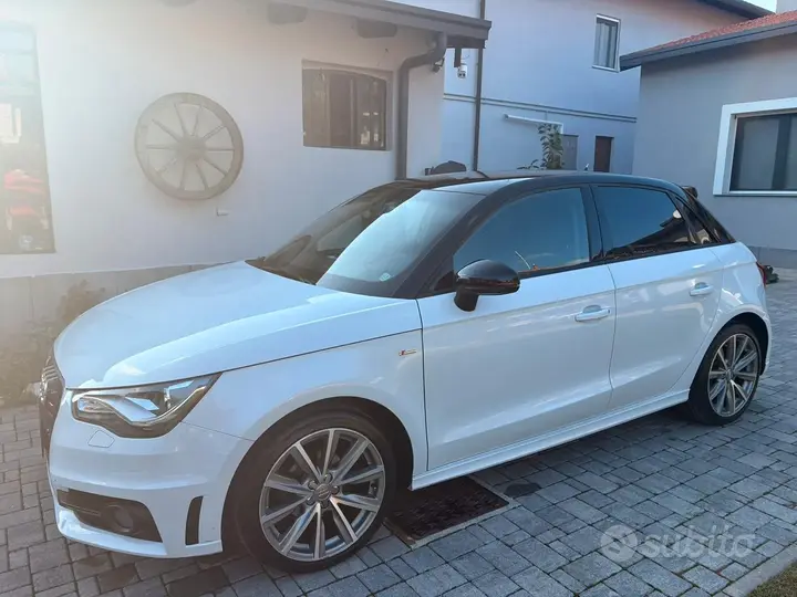 Audi A1 2015 photo 3