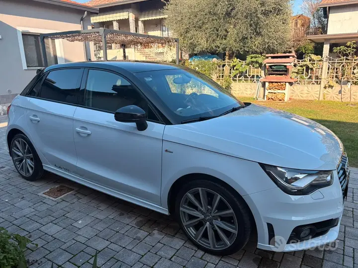 Audi A1 2015 photo 2