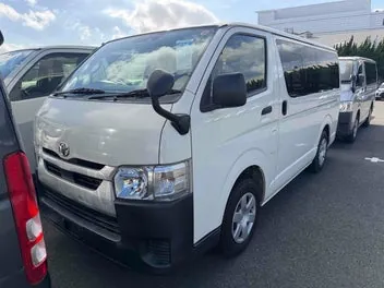 Toyota Hiace 2020 photo 5