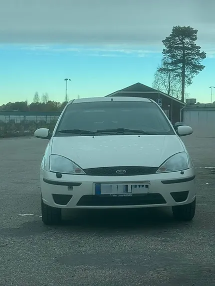 Ford Focus 2003 photo 2
