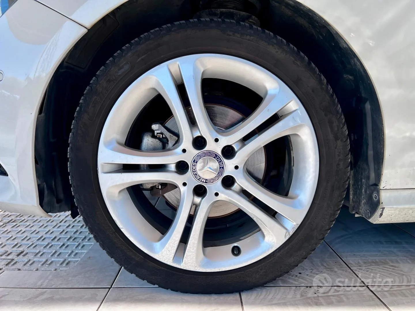 Mercedes-Benz A 2014 photo 5