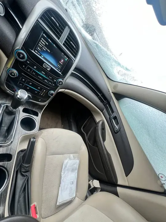 Chevrolet Malibu 2015 photo 3