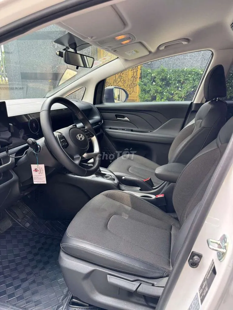 Hyundai Stargazer 2026 photo 2