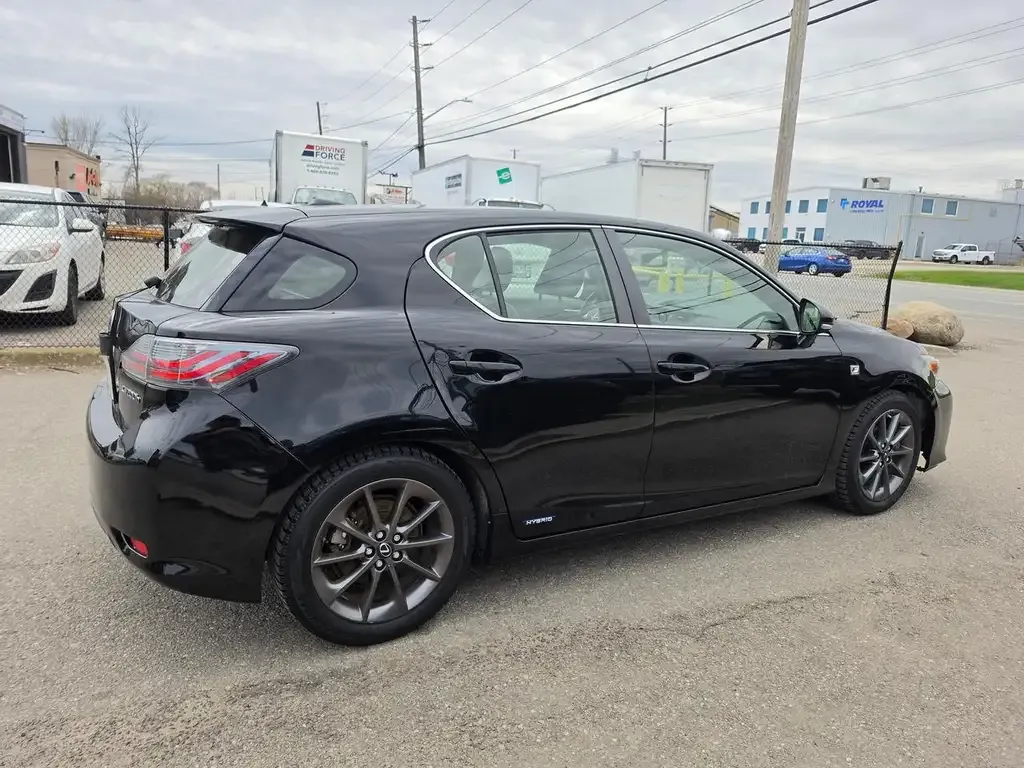 Lexus Ct 2013 photo 4