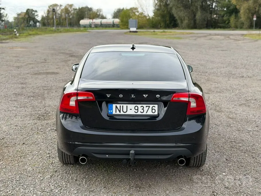 Volvo S60 2011 photo 4