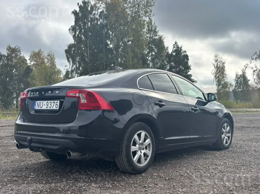 Volvo S60 2011 photo 5
