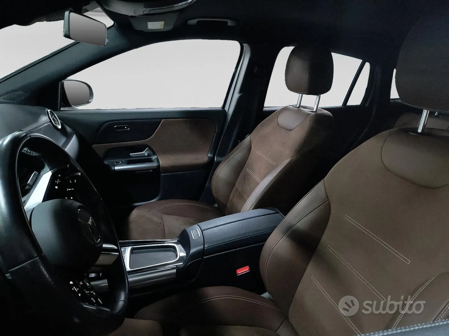 Mercedes-Benz Gla 2024 photo 5