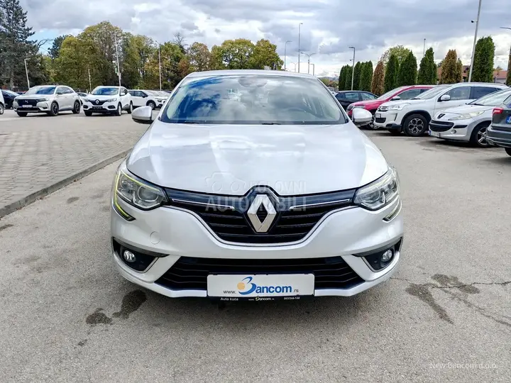 Renault Megane 2019 photo 2
