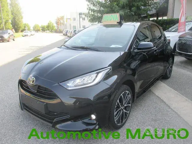 Toyota Yaris photo 3