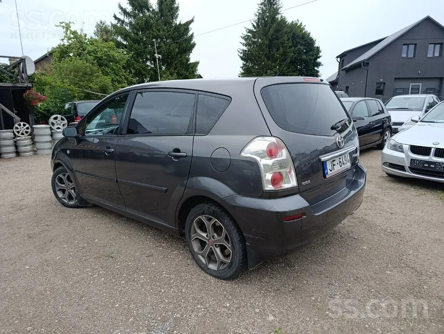 Toyota Corolla Verso 2008 photo 5