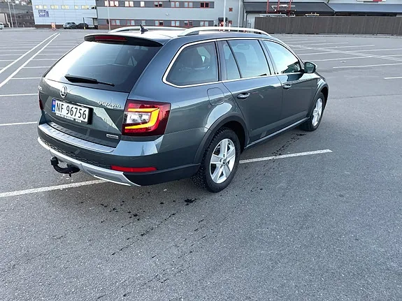 Skoda Octavia Scout 2020 photo 4