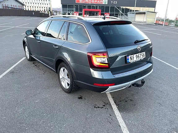 Skoda Octavia Scout 2020 photo 5