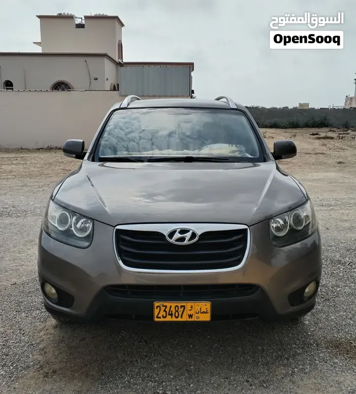 Hyundai Santa Fe 2011 photo 3