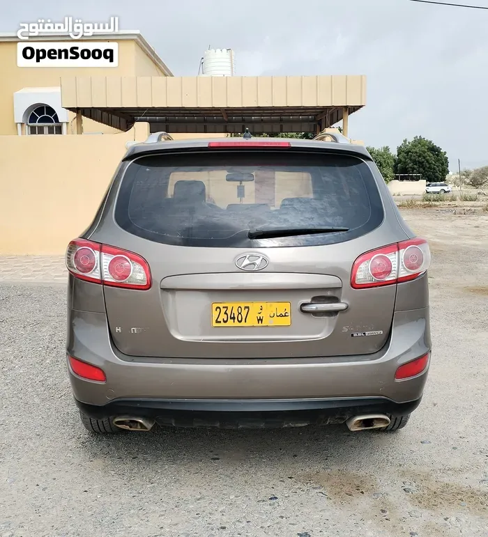 Hyundai Santa Fe 2011 photo 4
