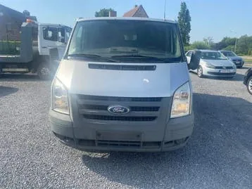Ford Transit 2010 photo 2