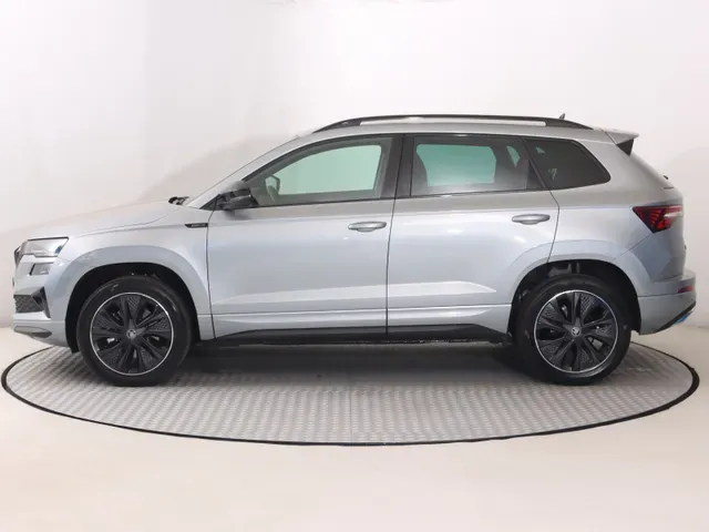 Skoda Karoq 2026 photo 2