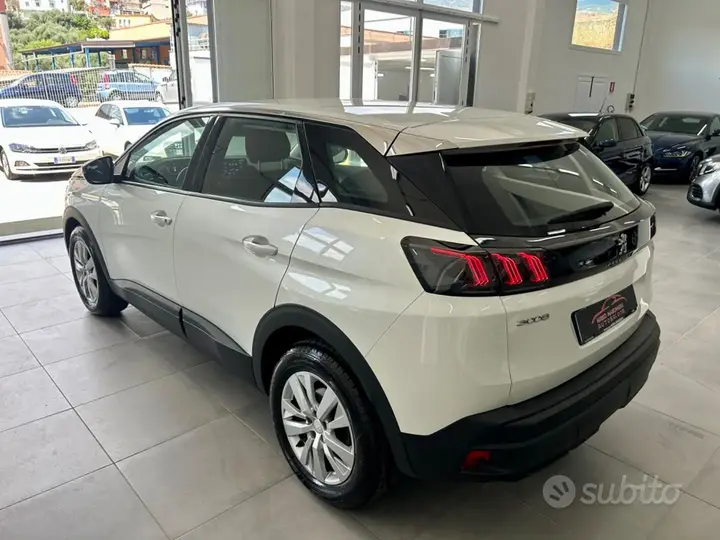 Peugeot 3008 2022 photo 5