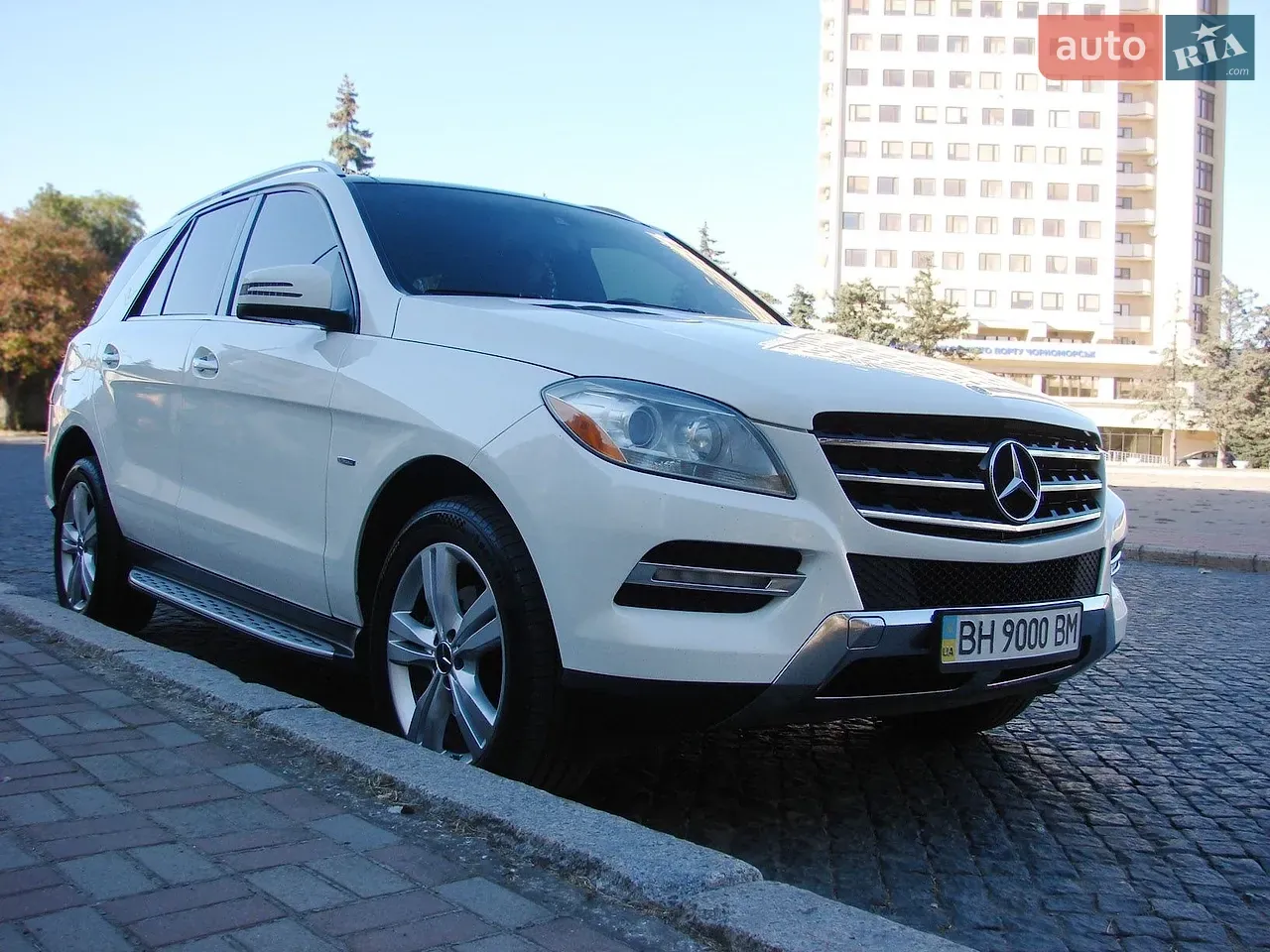 Mercedes-Benz M-Class 2012 photo 5