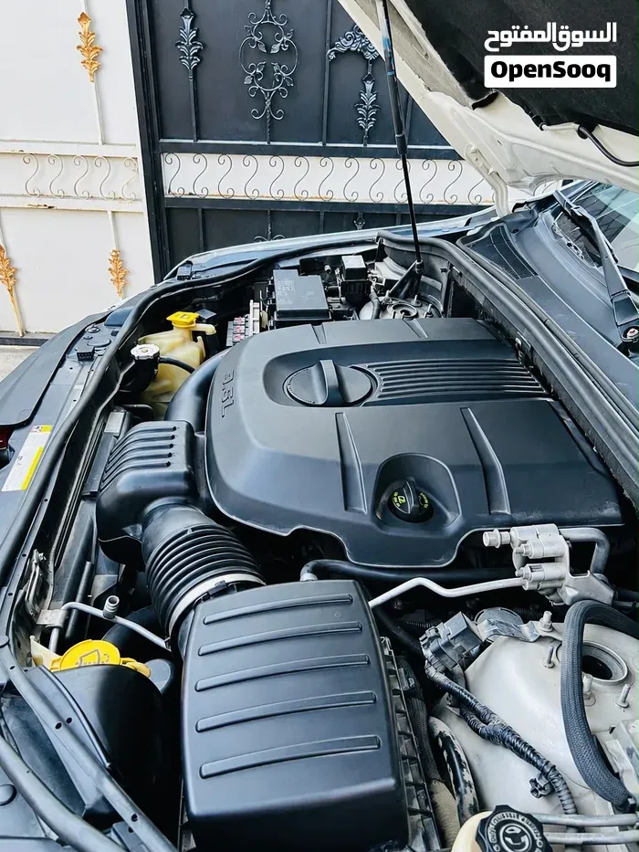 Jeep Grand Cherokee L 2011 photo 4