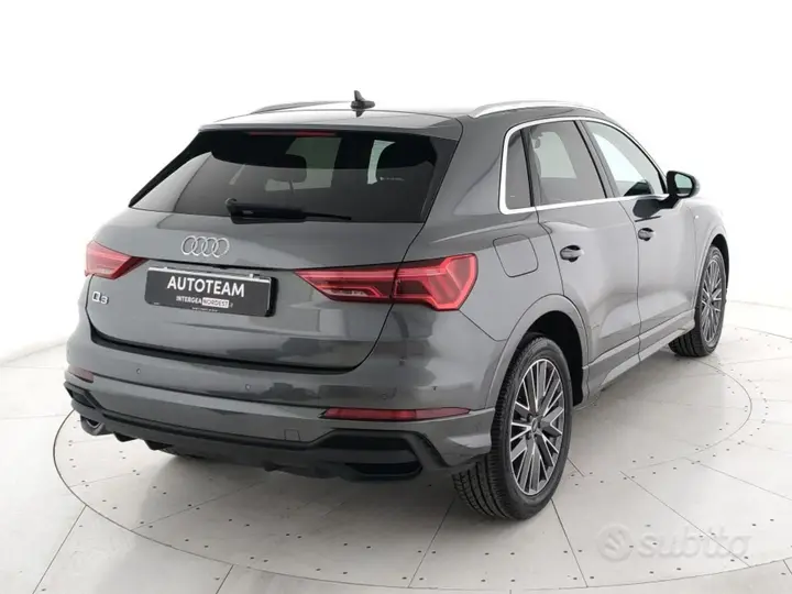 Audi Q3 2022 photo 3
