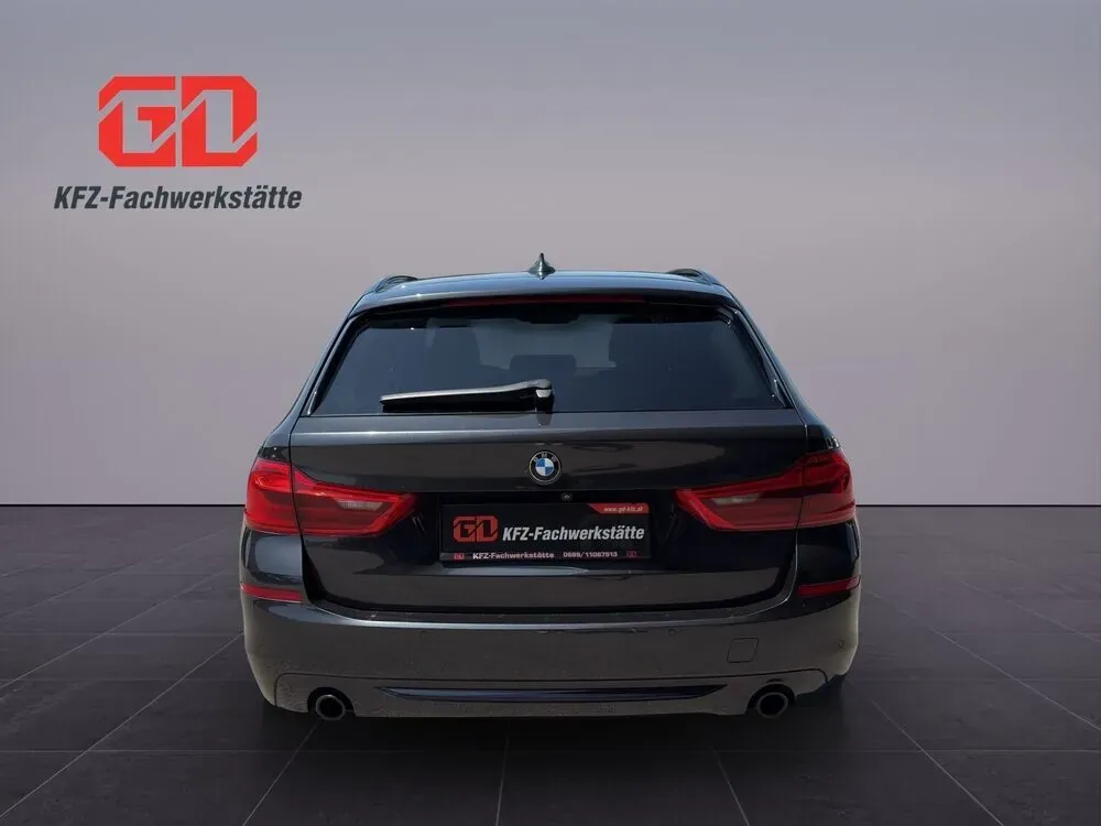 BMW 5 Series 2018 photo 3