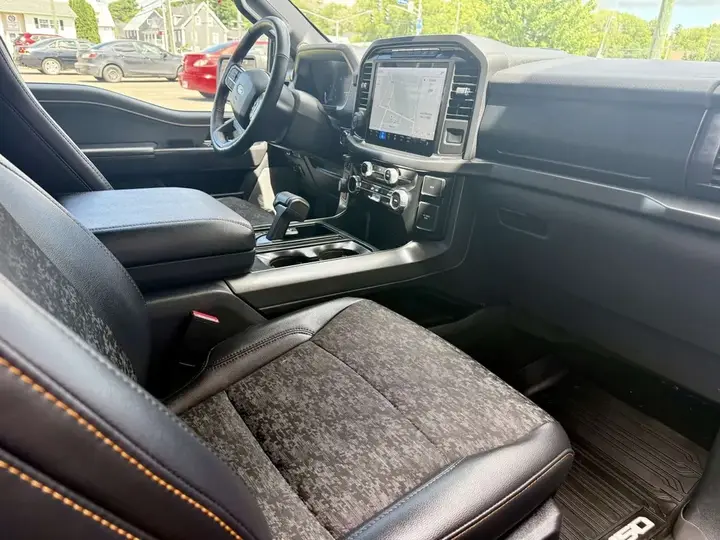 Ford F-150 2024 photo 3