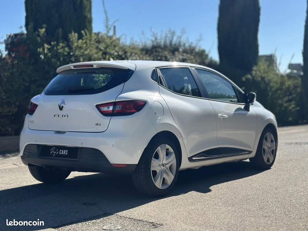Renault Clio 2015 photo 5