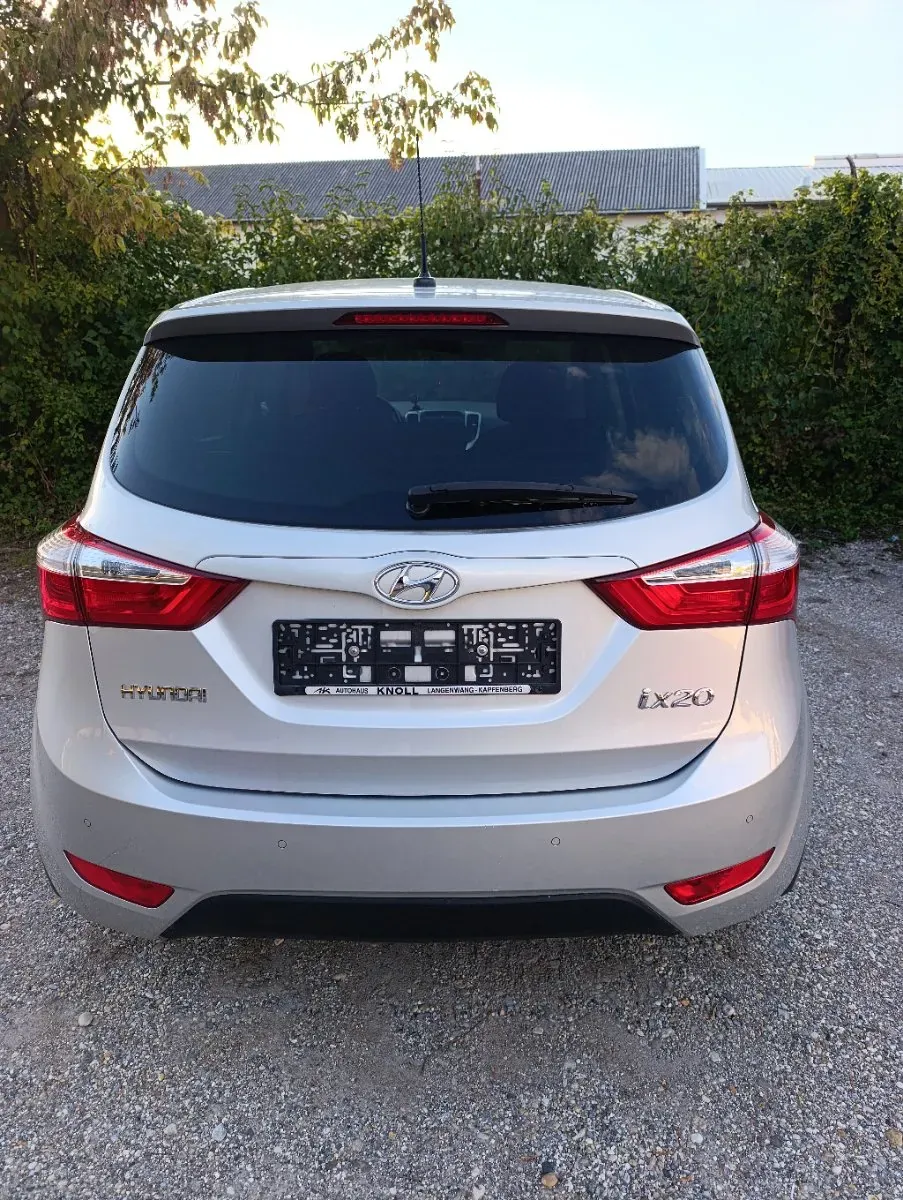 Hyundai Ix20 2016 photo 3