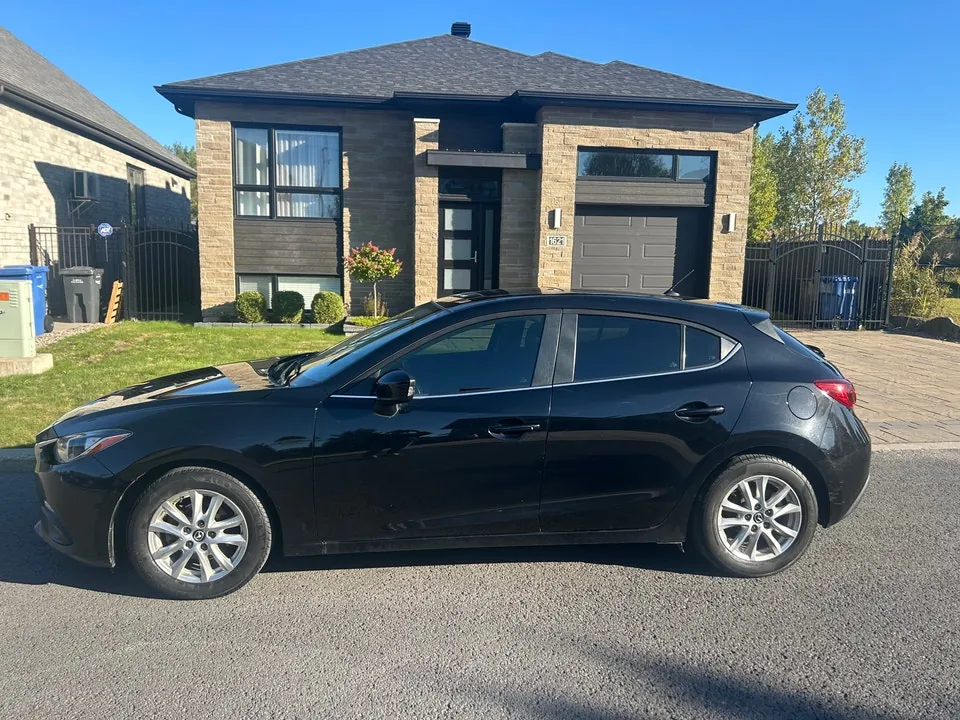 Mazda 3 2016 photo 3